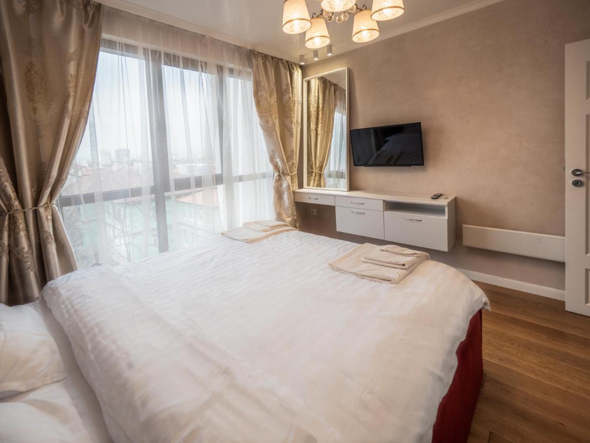 The Boulevard Luxury